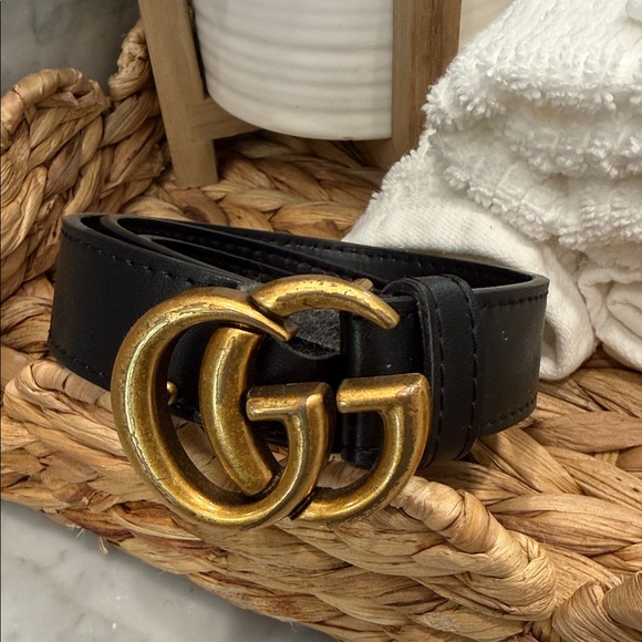 Gucci Black Belt with Gold Buckle - Picture 1 of 3